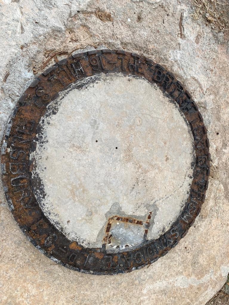 Alt