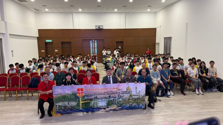 Alt